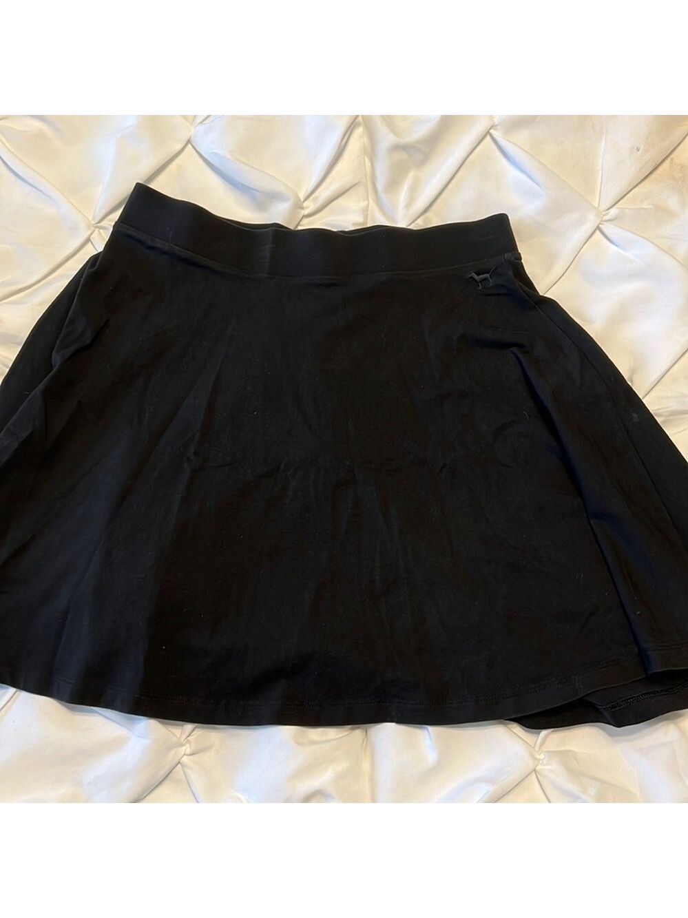 *4 for $25*  Pink by Victoria’s Secret Skater Mini Skirt